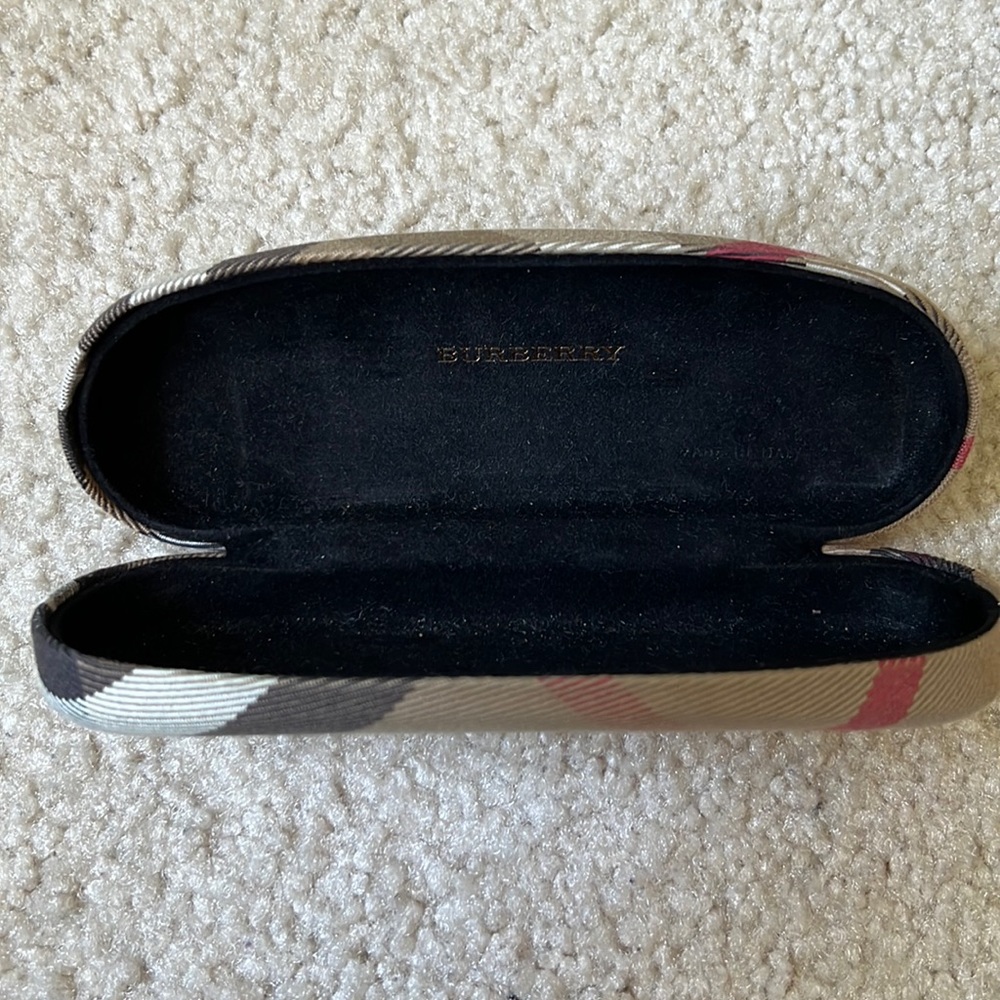 Burberry Hard Glass Case